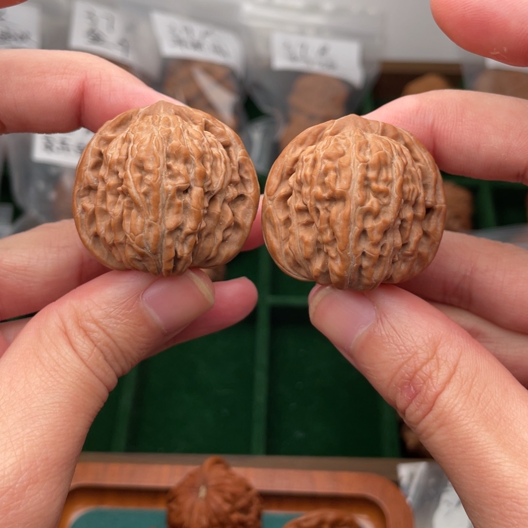 文玩核桃吊坠皮*虾36尺全品汉高楼