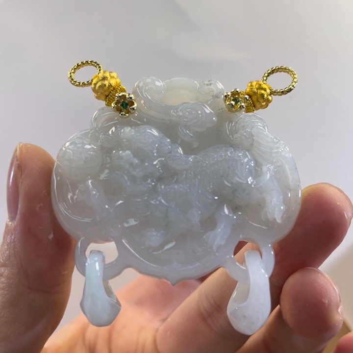 翡翠吊坠(赠链)未镶嵌代编织