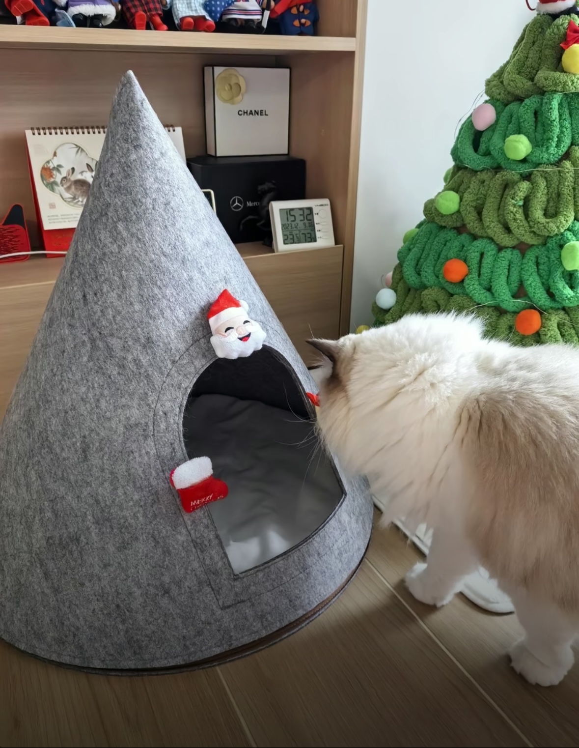  毛毡猫窝可爱锥形三角半封闭猫窝可折叠猫别墅新款DIY宠物窝