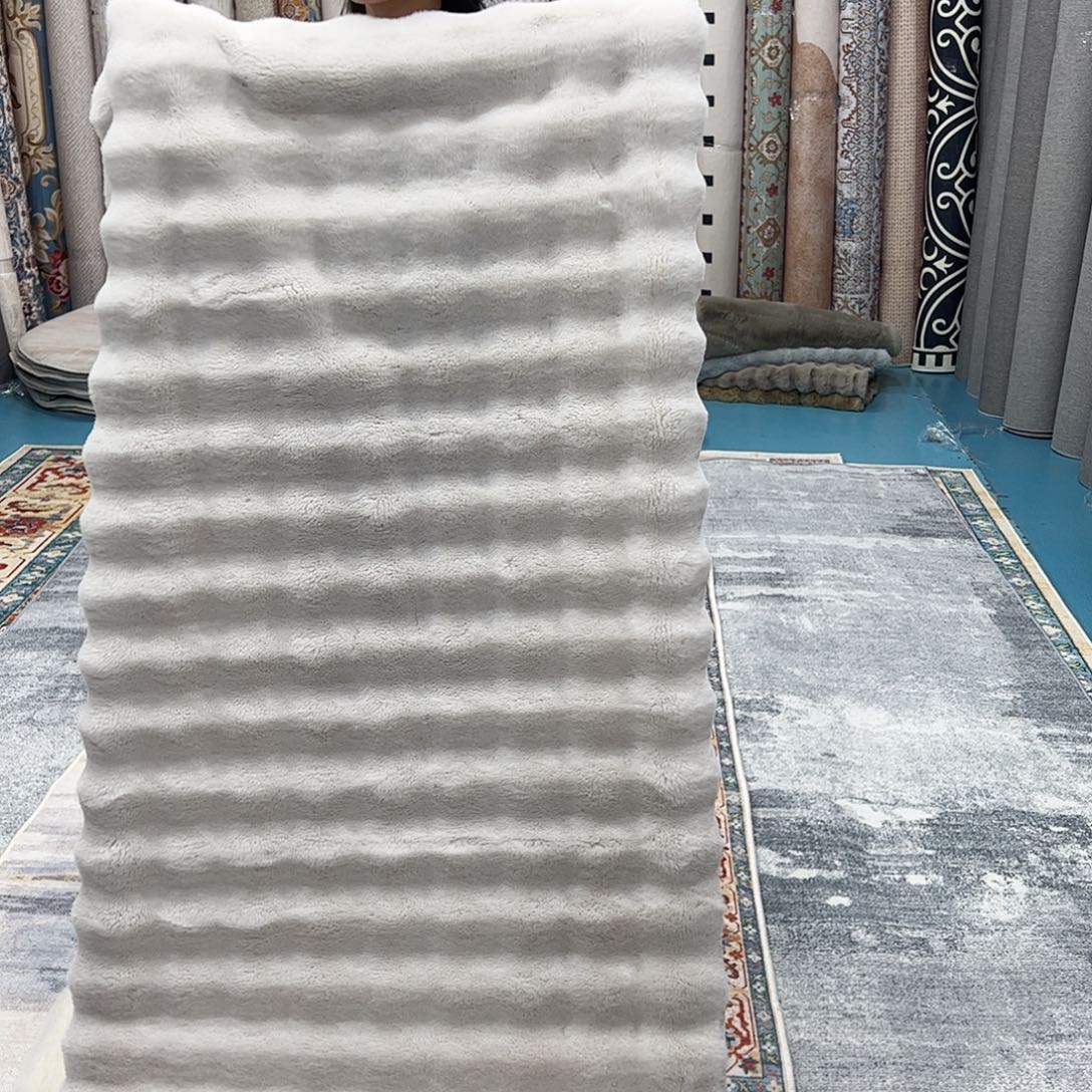 混纺80×200误差正负1-3厘米麂皮绒底仿兔毛泡泡球特价