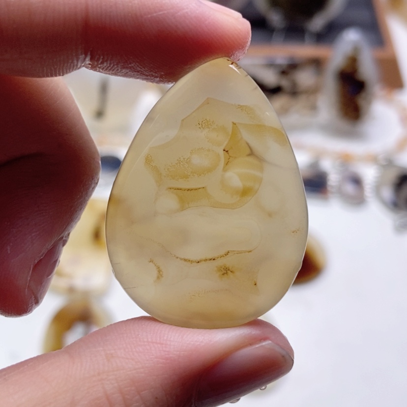 【闪购商品】玛瑙/玉髓颈饰未镶嵌