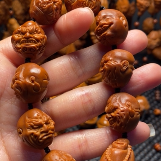 橄榄核吊坠山鬼恶僧