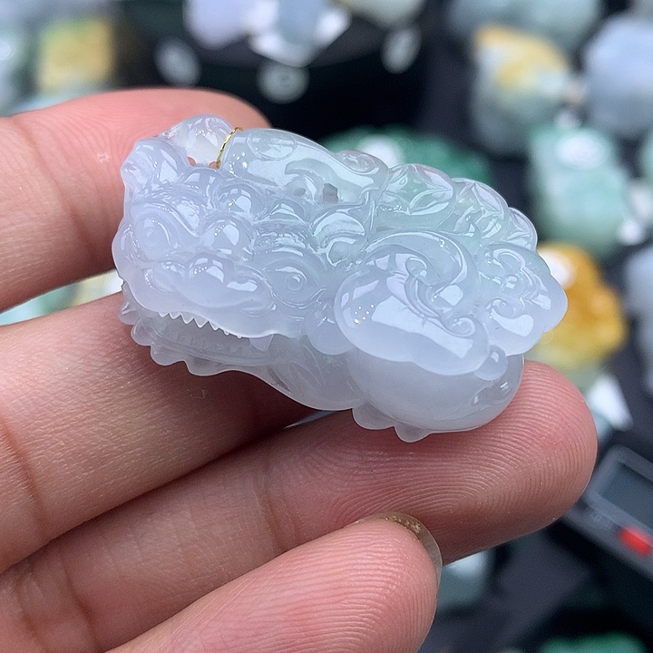 翡翠未镶嵌颈饰天然缅甸翡翠貔貅吊坠