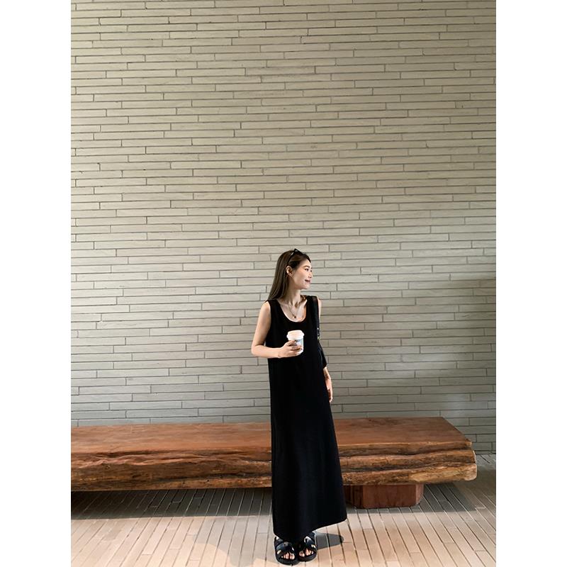 夏季新款连衣裙气质长裙极简背心裙黑色长裙U领针织显瘦背心裙
