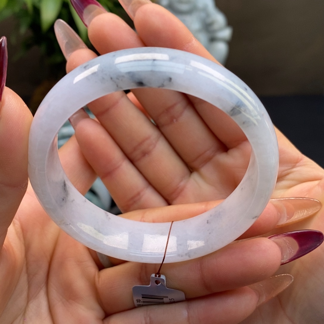 翡翠手镯未镶嵌天然