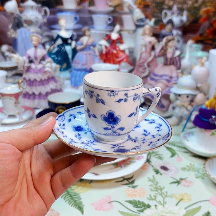 摆件欧洲中古瓷器编号22