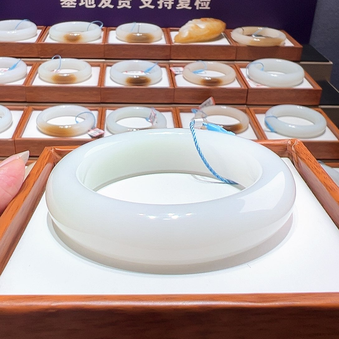 和田玉手镯52/53未镶嵌