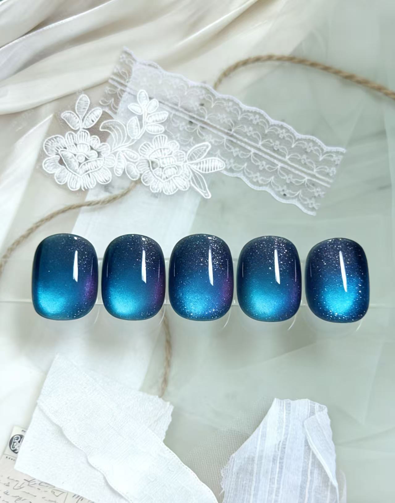  芷间 美甲孔雀蓝宝石