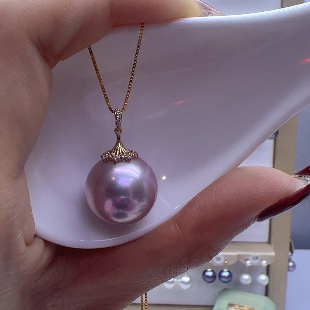 淡水珍珠吊坠(赠链)18K金镶嵌