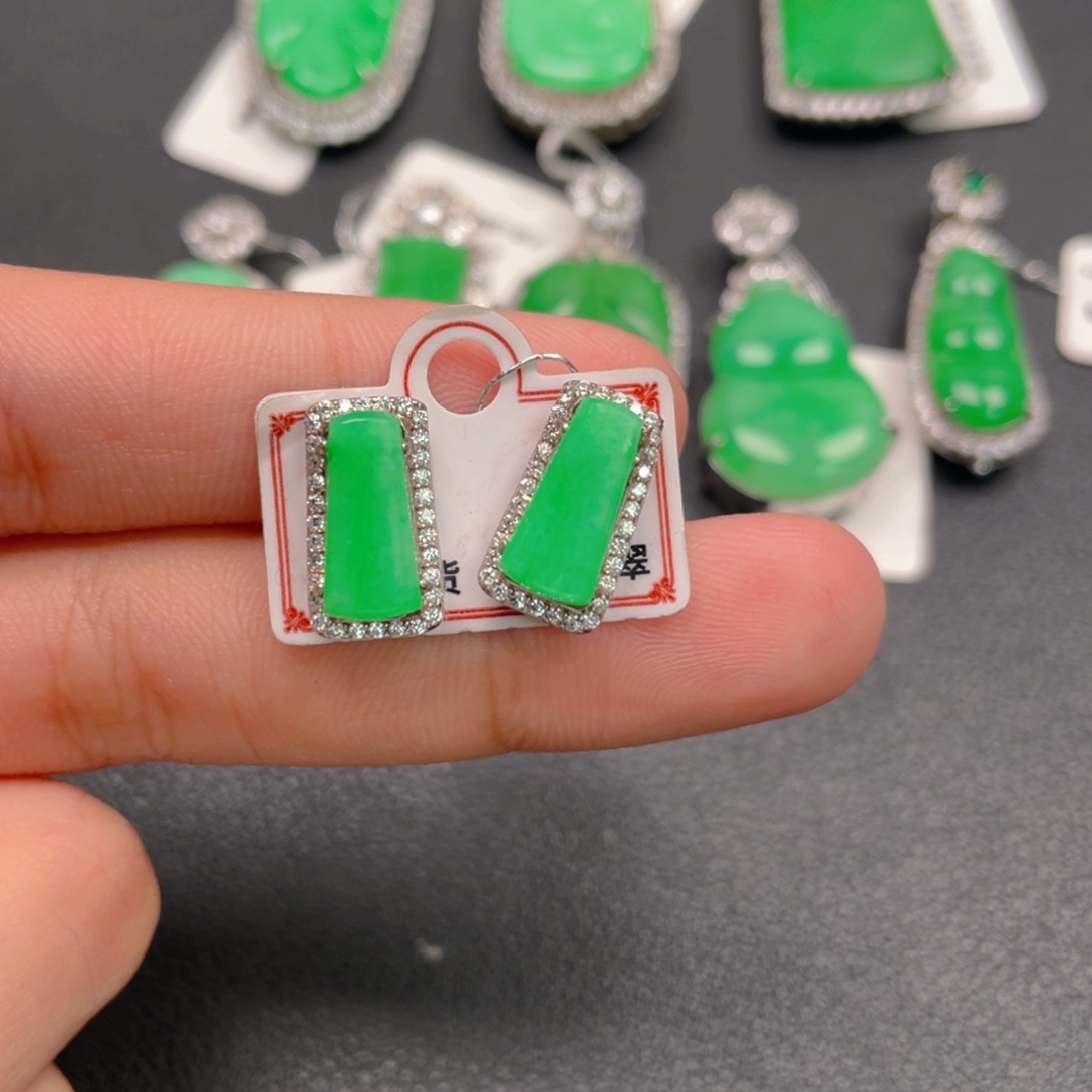 翡翠银S925镶嵌颈饰