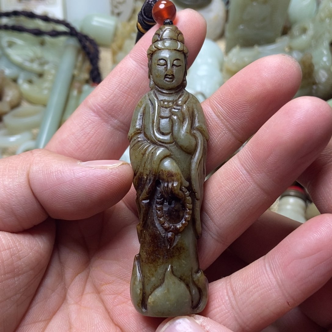 和田玉未镶嵌挂件