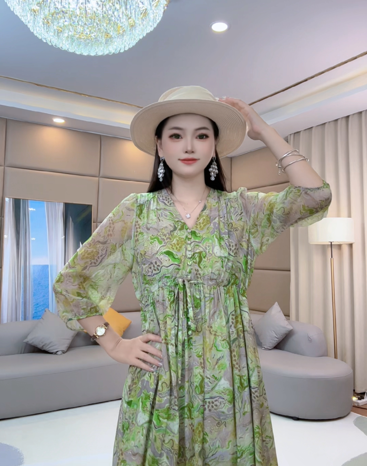 “豌豆荚" 夏季法式V领显瘦收腰轻奢时尚气质真丝连衣裙 75262