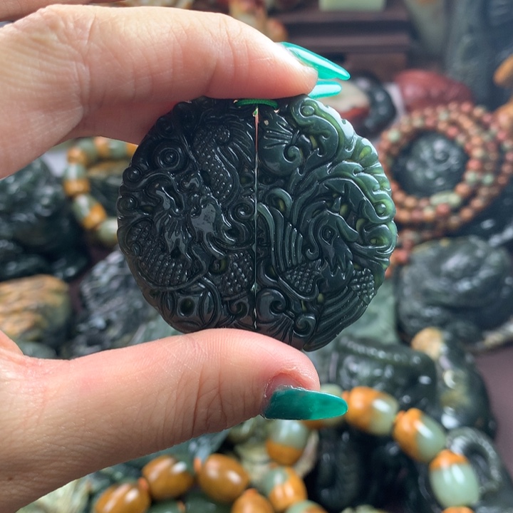 岫岩河磨玉（透闪石质玉）把件未镶嵌