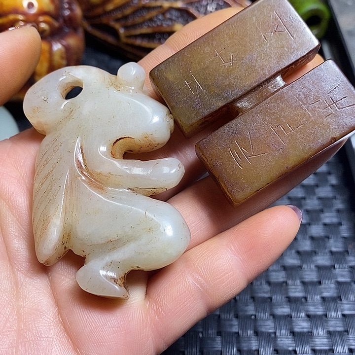 紫金钵盂菩提吊坠古*钰
