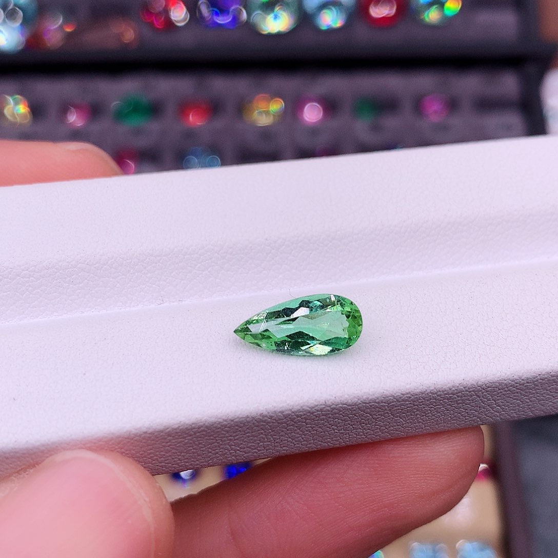 碧玺珠宝半成品未镶嵌