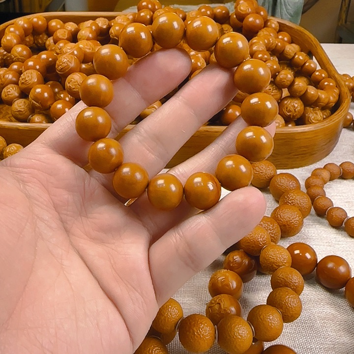 橄榄核手串/手链啾*光珠1.4福利