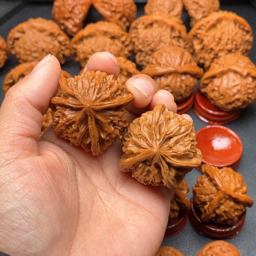 【闪购商品】文玩核桃把件用****1核桃