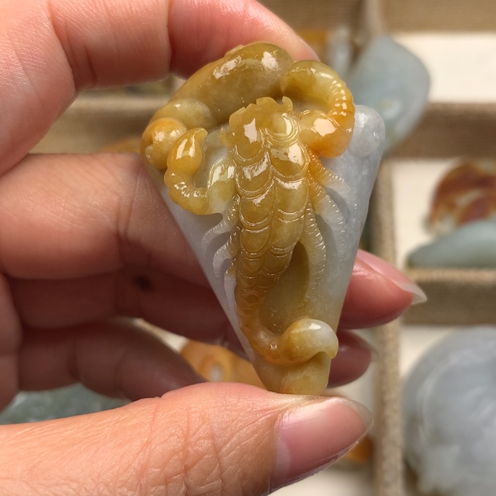 定制翡翠未镶嵌翡翠