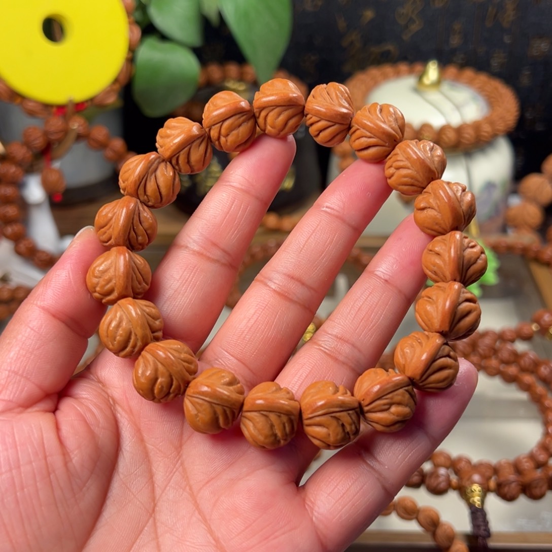 开****桃核手串玉脊龙手串16