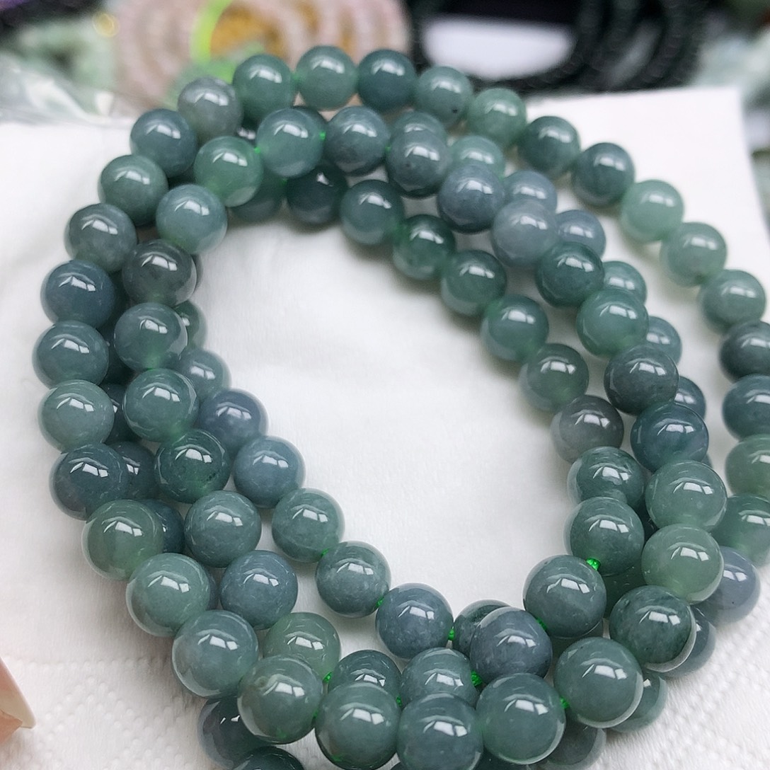 翡翠未镶嵌套链翡翠吊坠