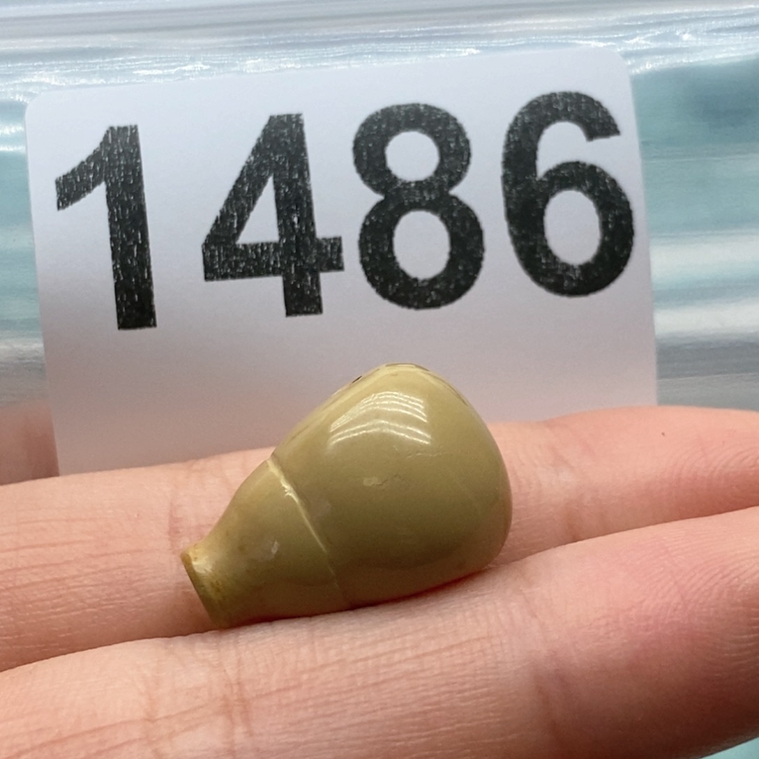 绿松石颈饰未镶嵌