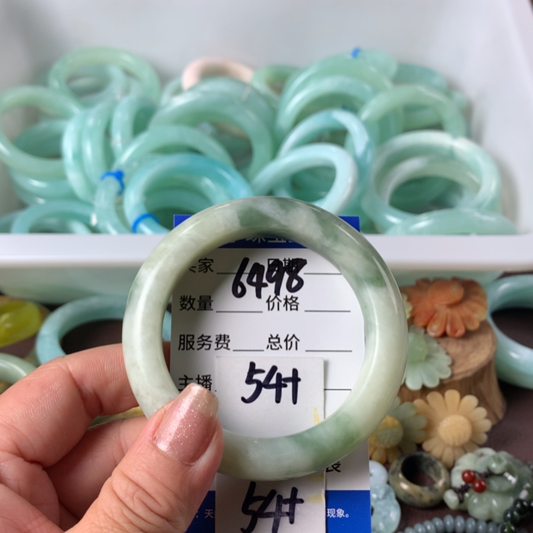 蛇纹石玉手镯未镶嵌6498