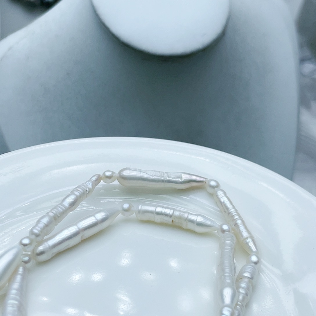 淡水珍珠颈饰钛钢