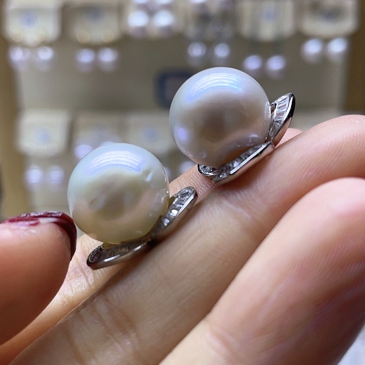 银S925镶嵌淡水珍珠耳饰