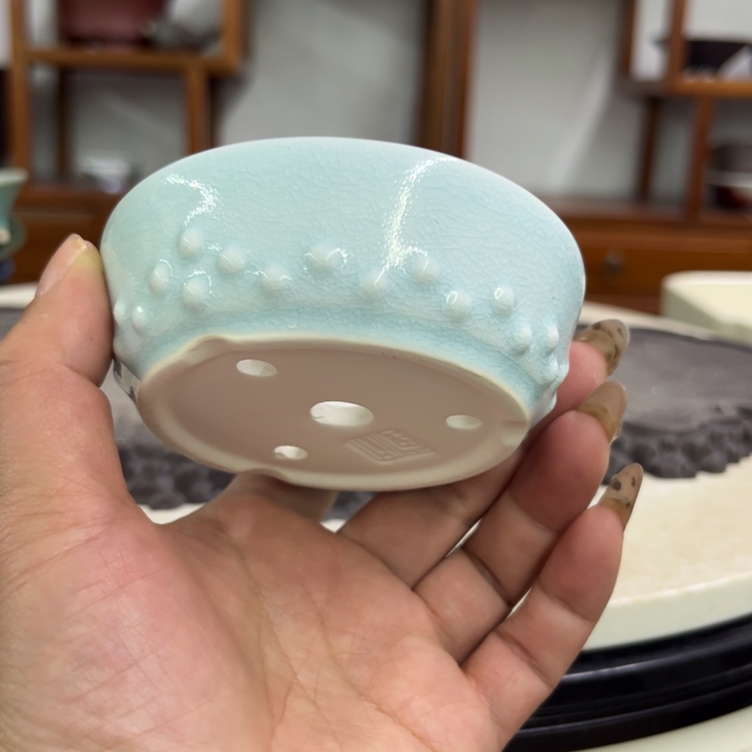 紫砂花盆瑕疵3-8。在。