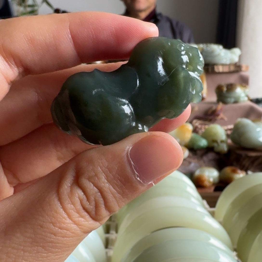 和田玉（糖玉）未镶嵌颈饰