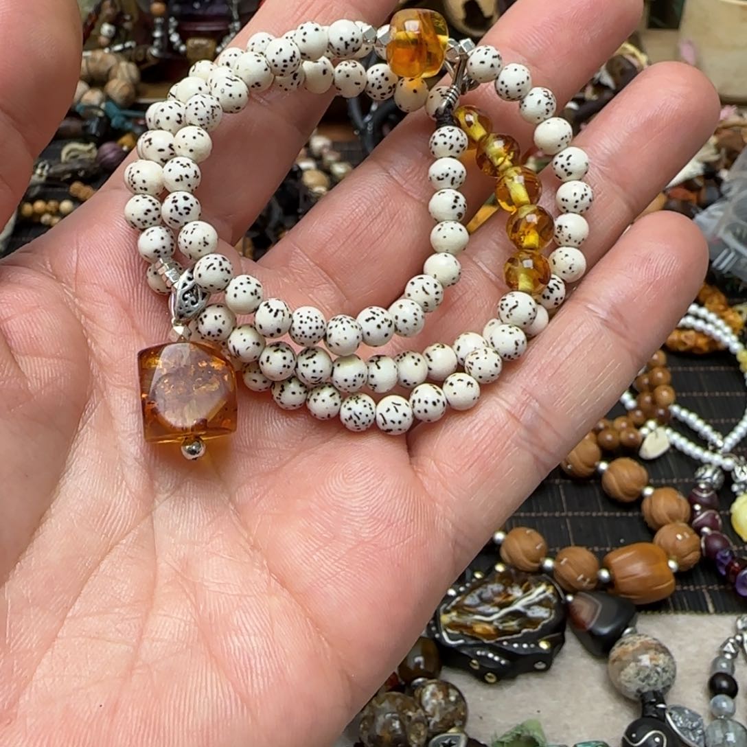 吊坠星月菩提臭*儿手串