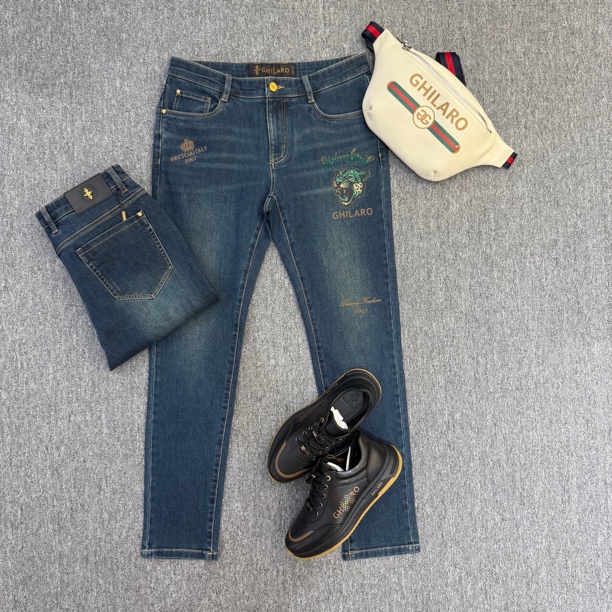 秋冬修身版牛仔蓝潮流刺绣时尚休闲牛仔裤