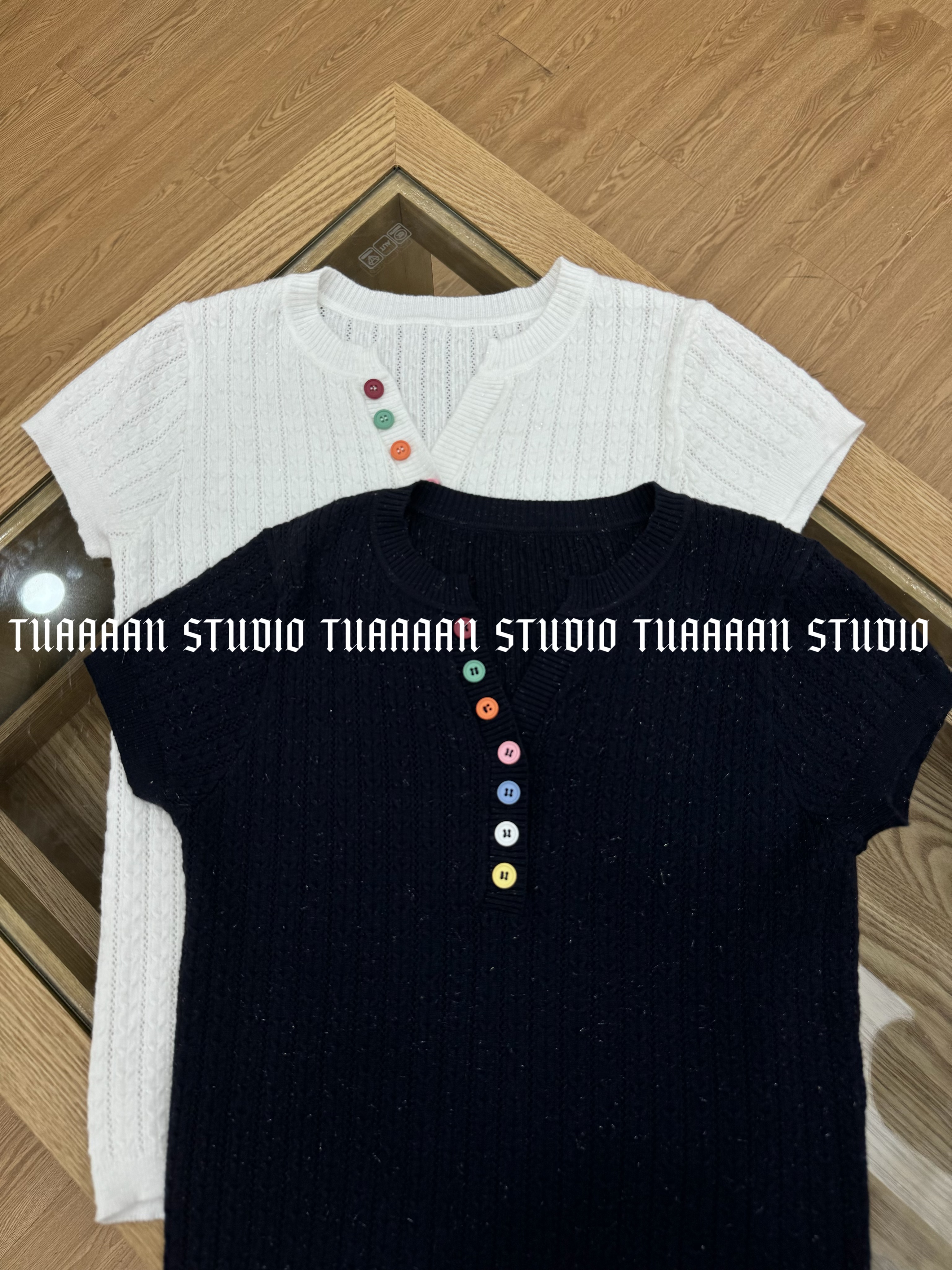 TUAAAAN“笔记”彩色纽扣V领针织短袖T恤百搭休闲半袖#TT9104