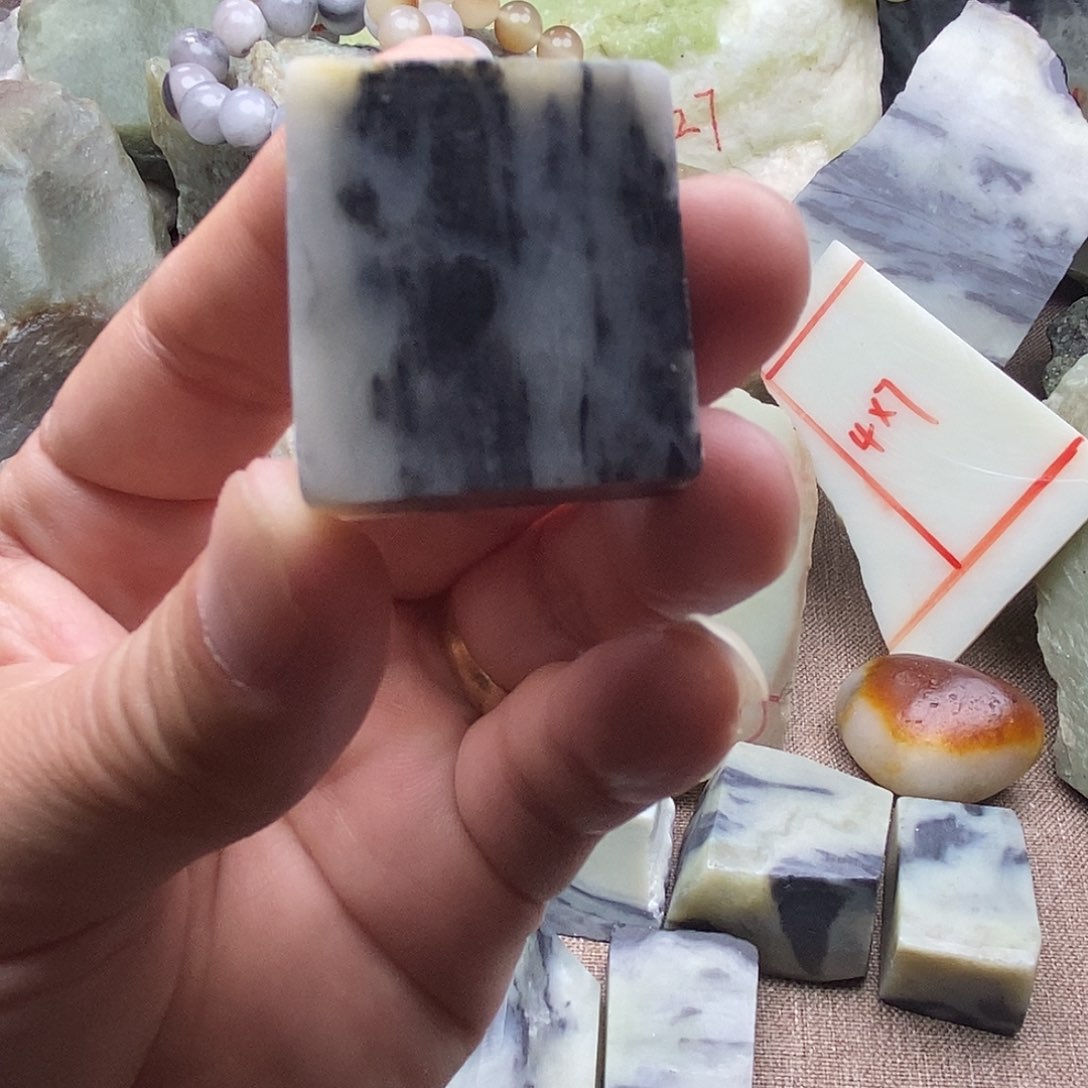 未镶嵌和田玉（糖玉）珠宝奇石星**溪