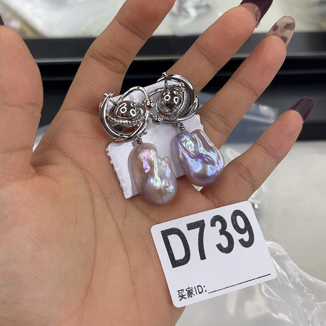 淡水珍珠合金耳饰