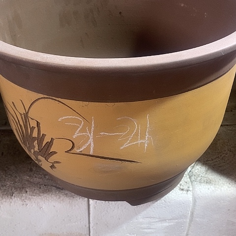 紫砂中国宜兴紫砂花盆，