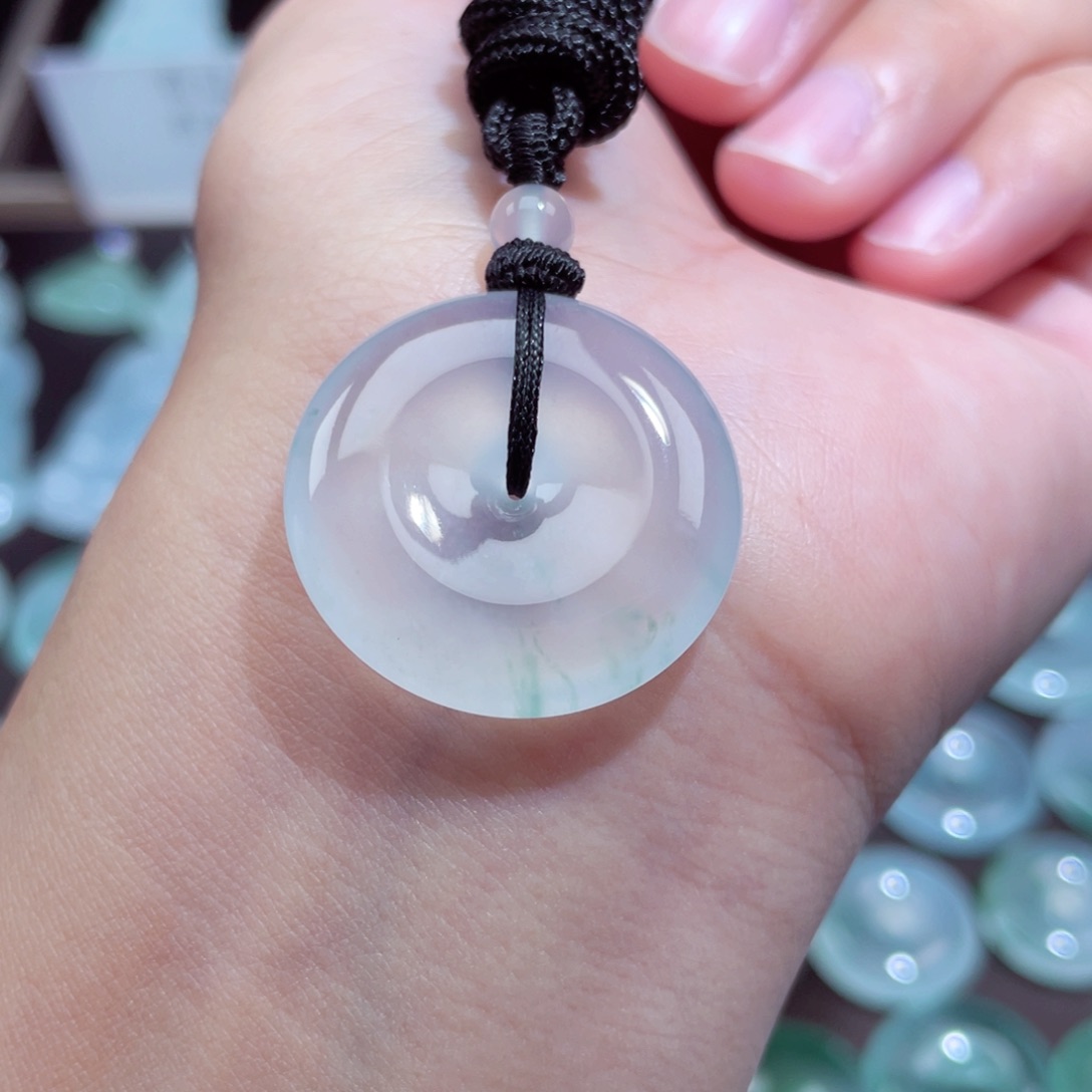 颈饰未镶嵌翡翠扣子