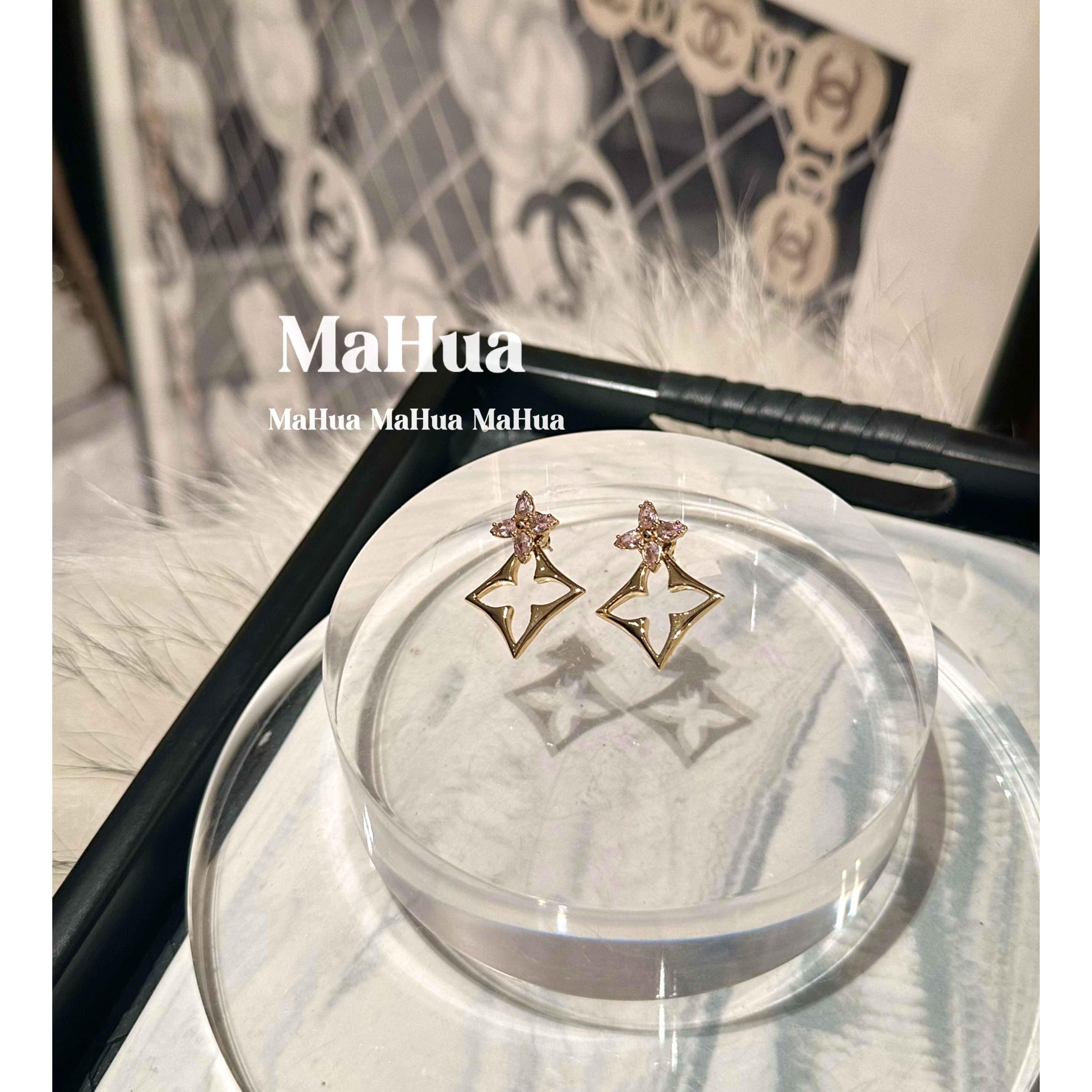 铜合金耳饰 P2037 气质轻奢十字花镂空耳环