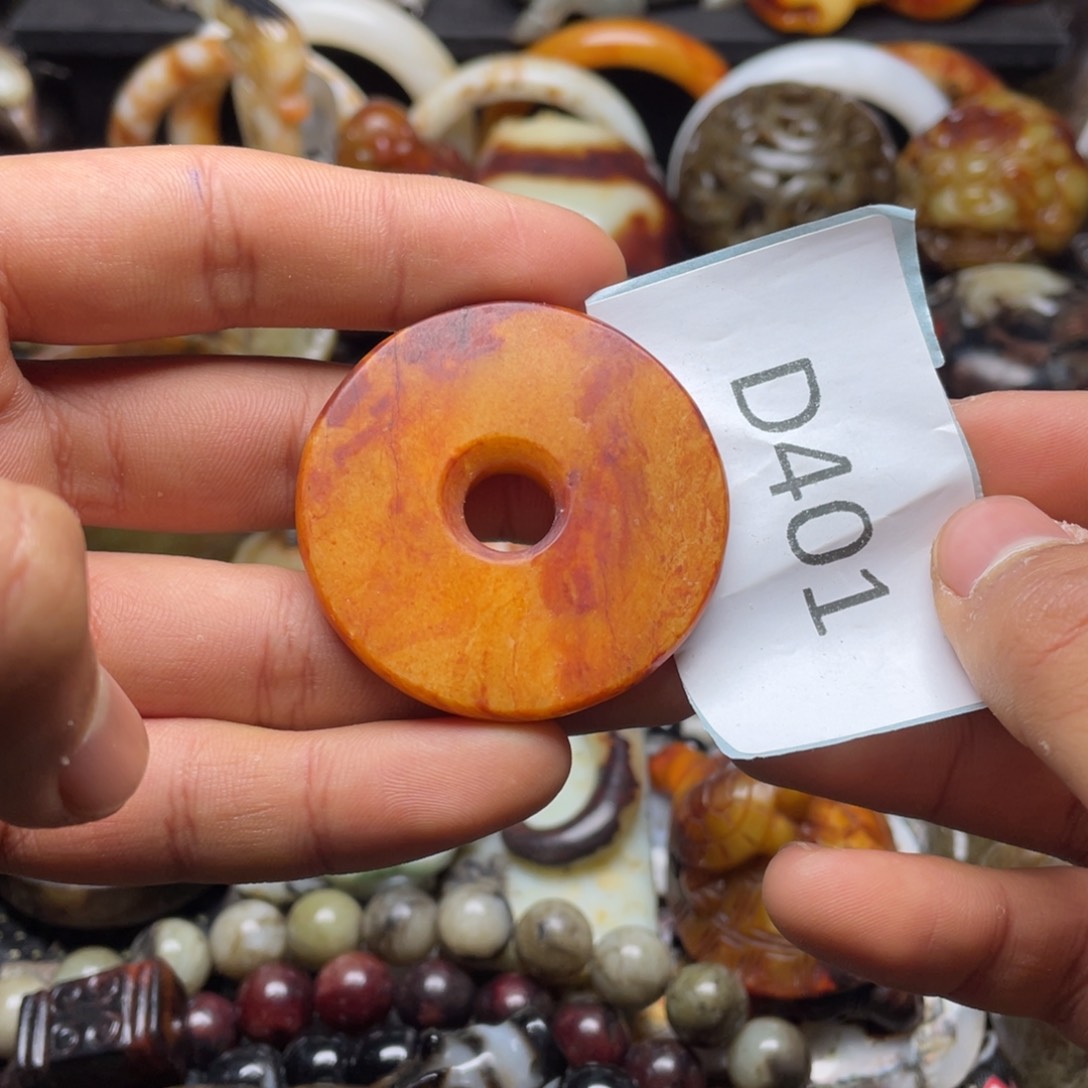 和田玉（糖玉）挂件未镶嵌