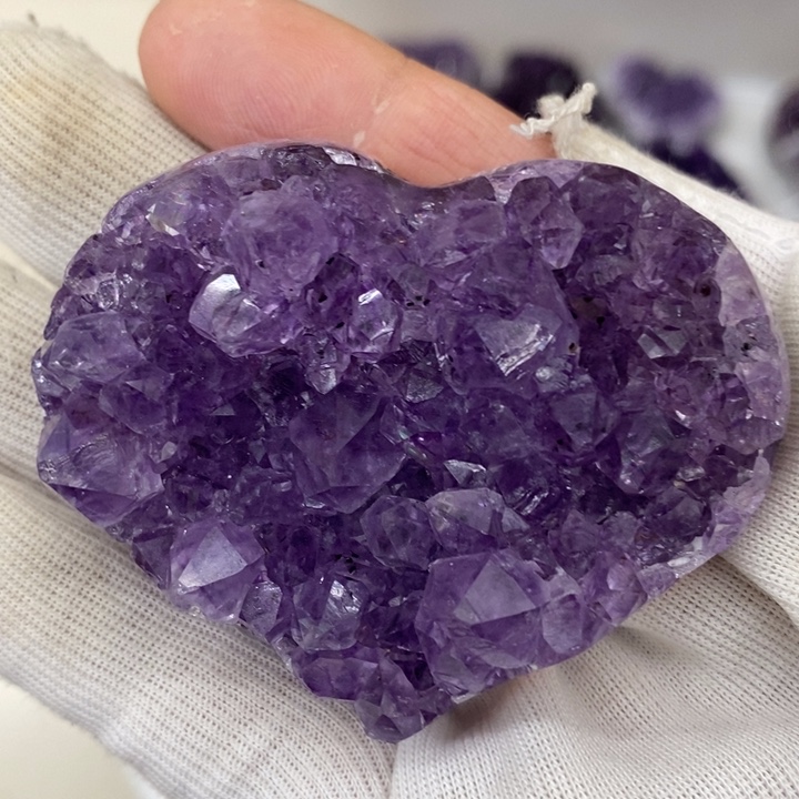 紫晶未镶嵌珠宝半成品