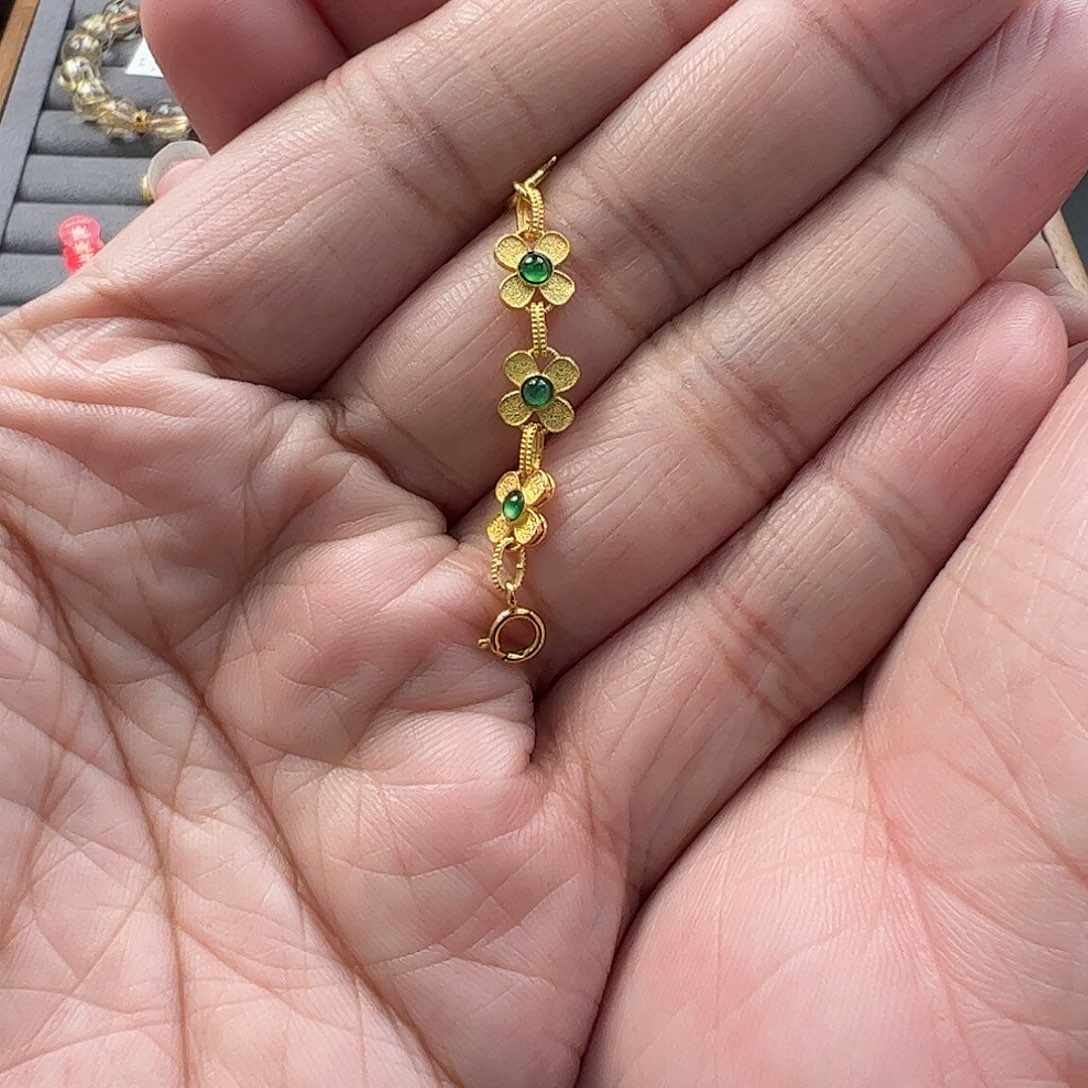 【闪购商品】翡翠颈饰18K金镶嵌D****叶一个