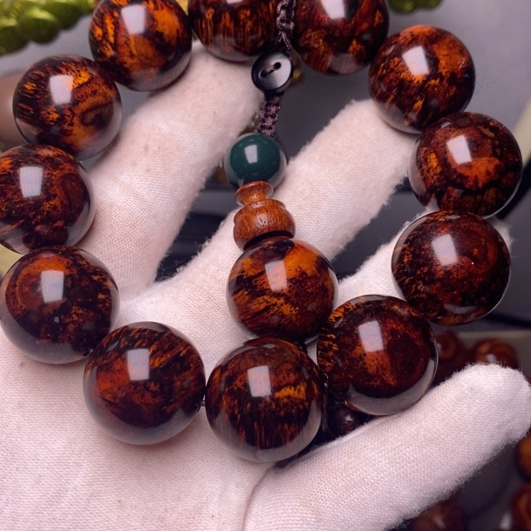 快***生降真香海南黄花梨