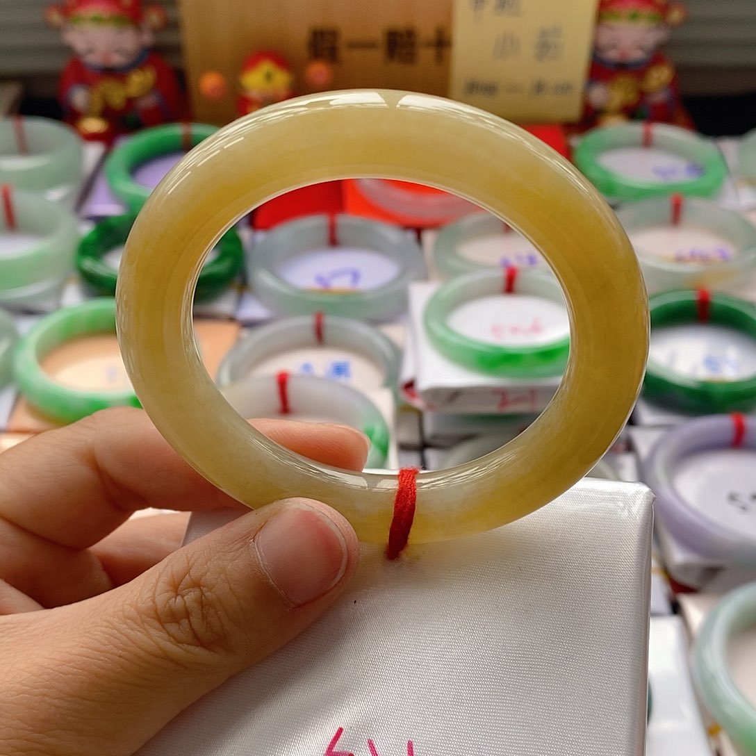 翡翠未镶嵌手镯10号