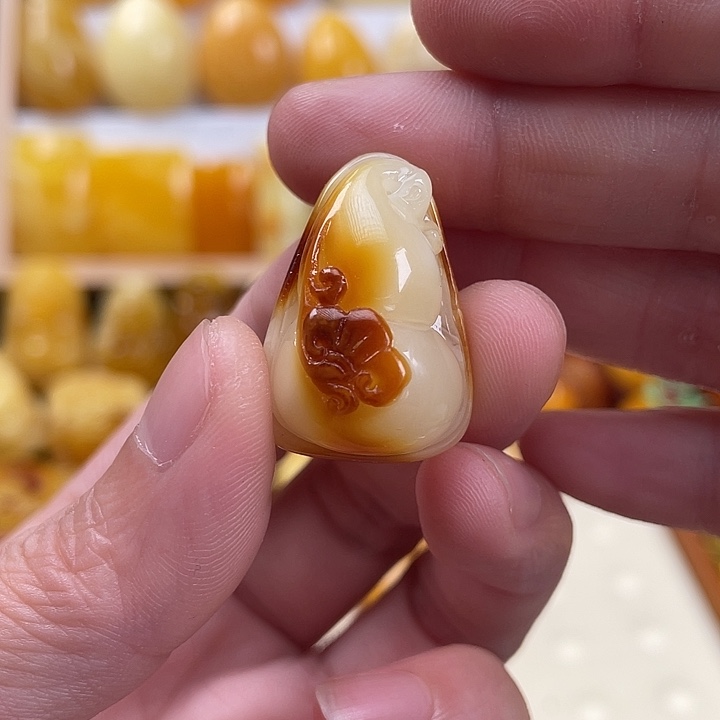 未镶嵌颈饰蜜蜡蜜蜡