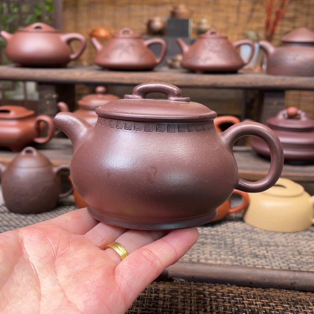 紫砂茶壶宜兴原矿紫矿手工制200