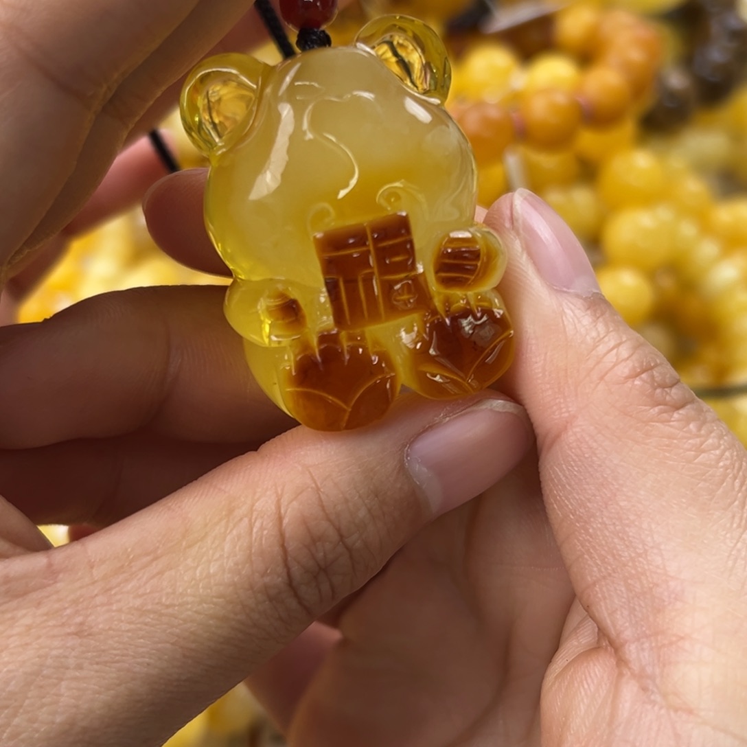 琥珀珠宝奇石未镶嵌