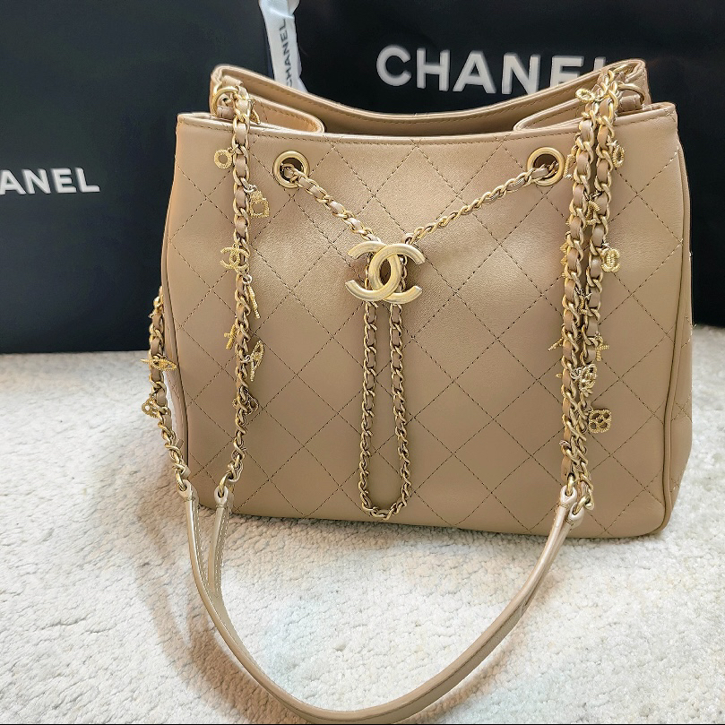 95新 Chanel/香奈儿 多多奢品/香奈儿埃及系列水桶斜挎包/98新