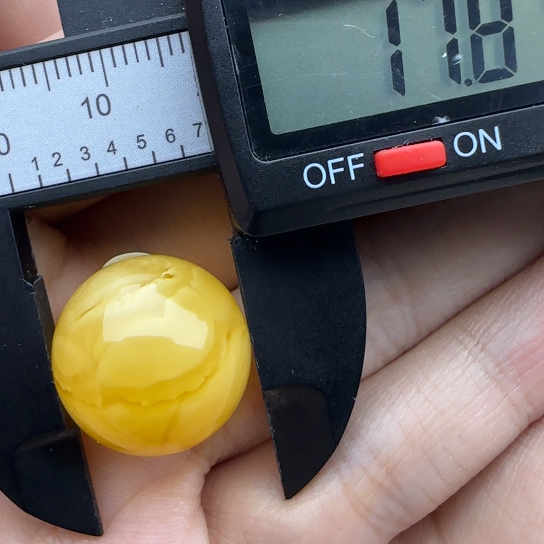 蜜蜡未镶嵌裸石飘花圆珠