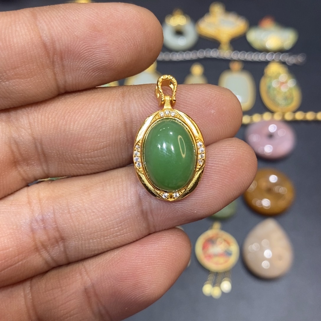 和田玉颈饰银S925镀金镶嵌