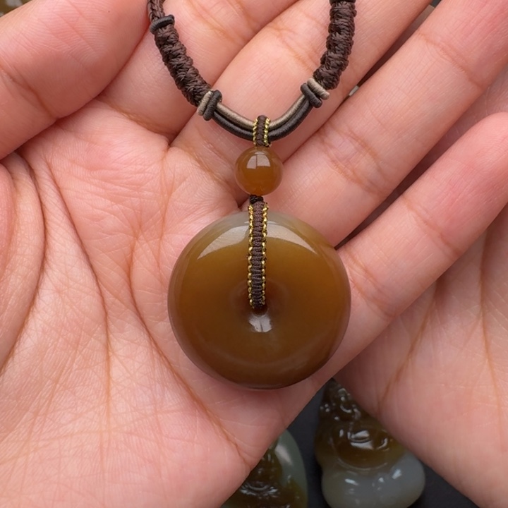 和田玉颈饰未镶嵌一**深